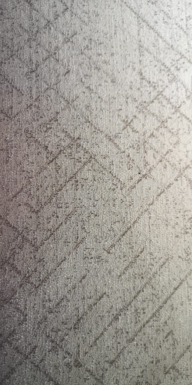 Diagonal pattern col. Silver/beige