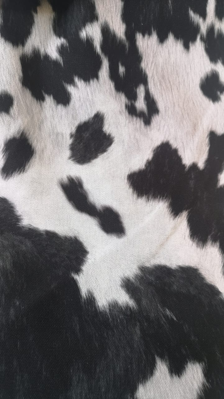 Fabric design col. white/black ( double width)