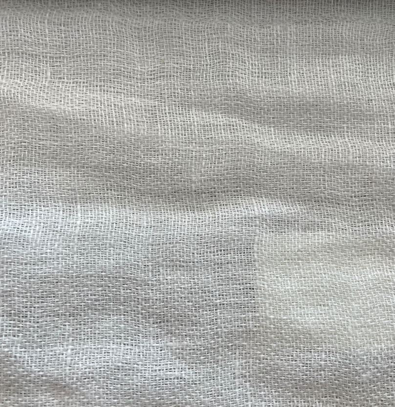 Sheer linen plain col. White ( double width)
