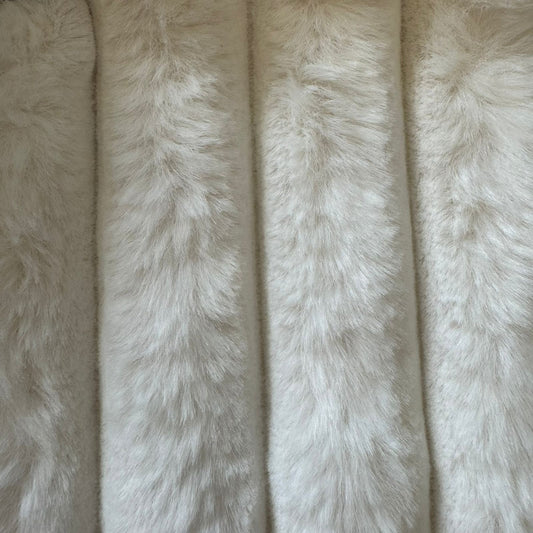 Fabric stripes faux fur plain col. off-white (single width)
